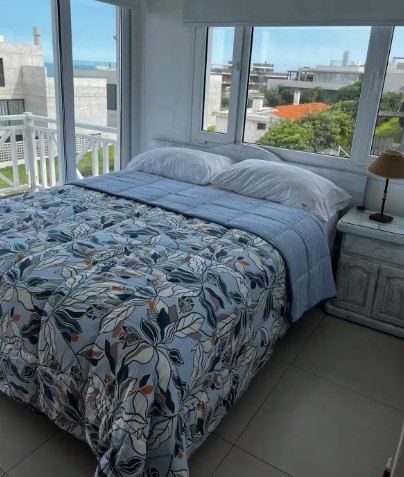 Excelente Penthouse reciclado primera linea frente al mar en Montoya